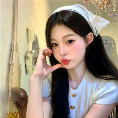 一个攞景的少年