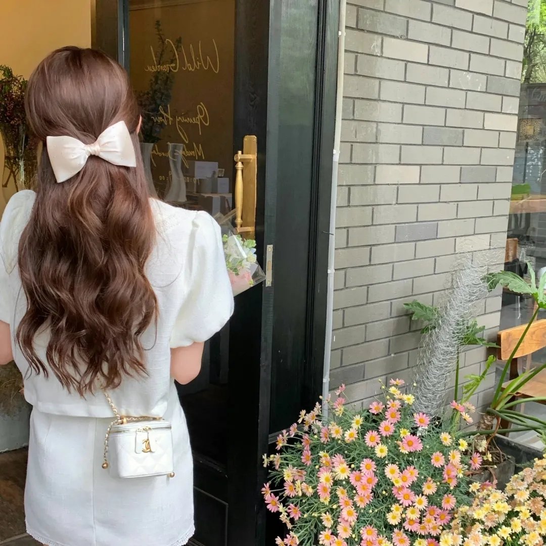 莫拉莱斯夫人的骨架